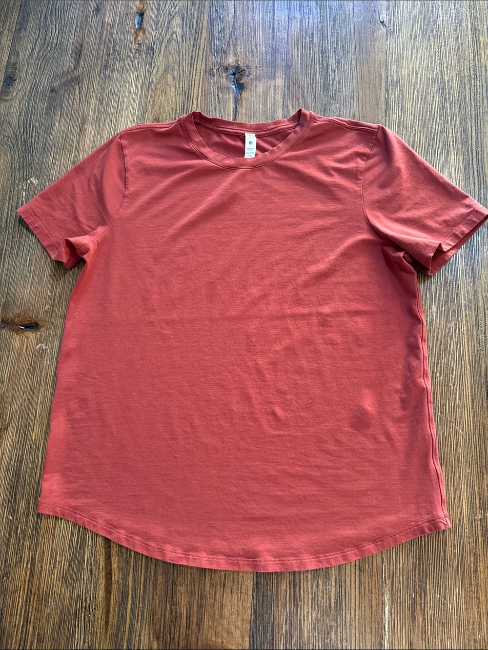 lululemon athletica Short Sleeve Crew Tee in Rust Red